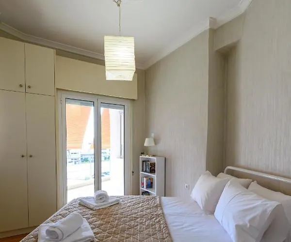Roubini 52 Apartment *