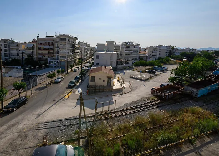 Roubini 52 * Kalamata