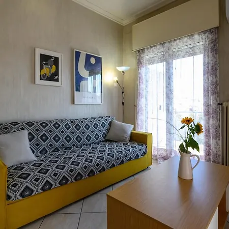 Roubini 52 Apartment Kalamata