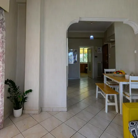 Roubini 52 Apartment Kalamata