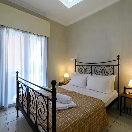 Roubini 52 Apartment *