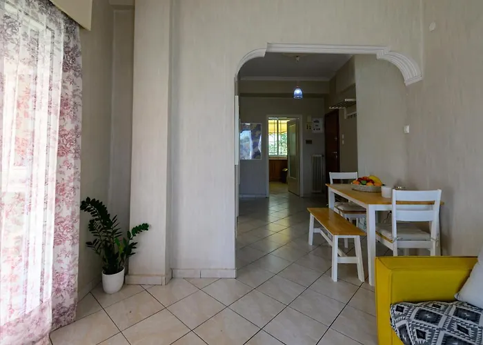 Roubini 52 Апартаменты Каламата