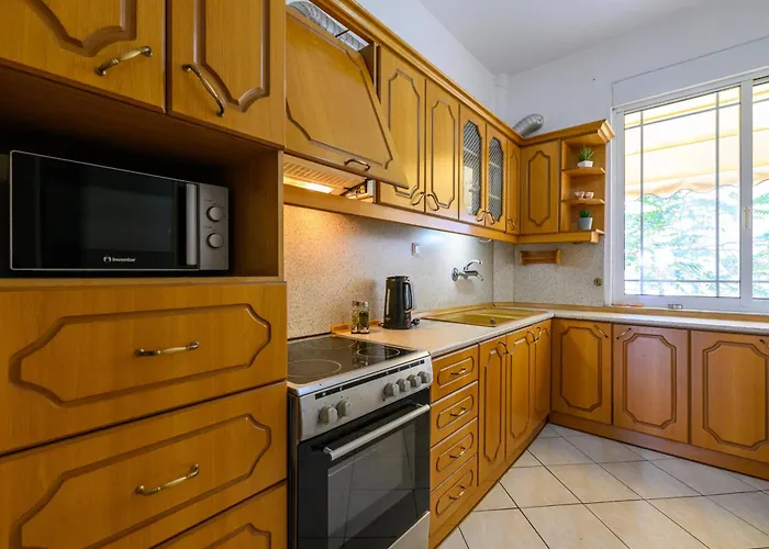 Roubini 52 Каламата