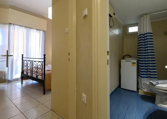 Roubini 52 * Каламата